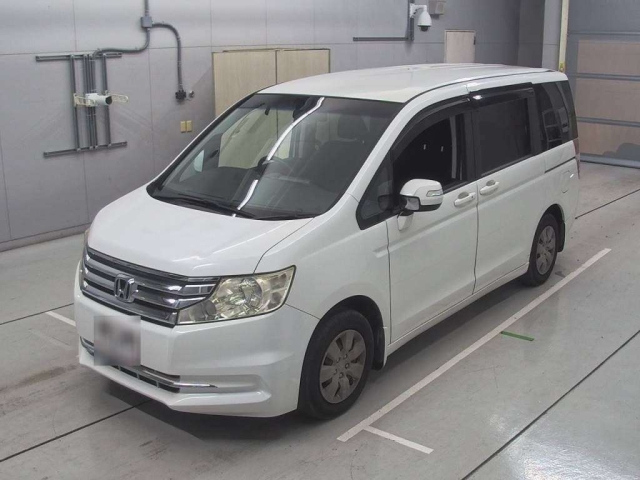 HONDA STEP WAGON 2014