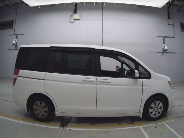 HONDA STEP WAGON 2014
