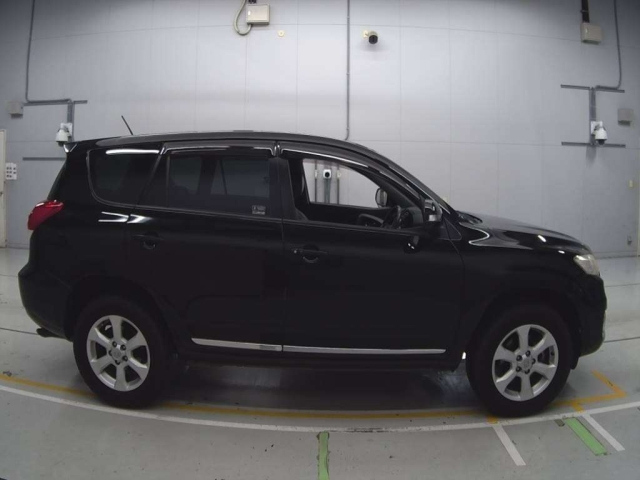 TOYOTA VANGUARD 2013