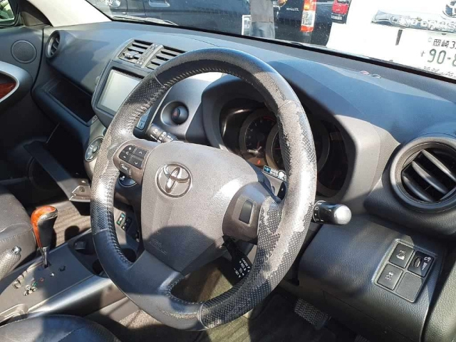 TOYOTA VANGUARD 2013
