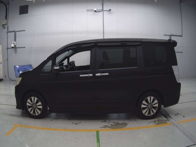 HONDA STEP WAGON 2012