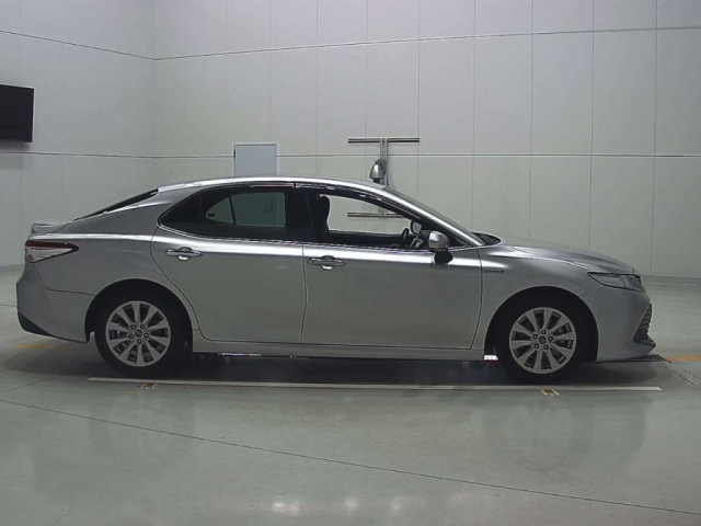 TOYOTA CAMRY 2018