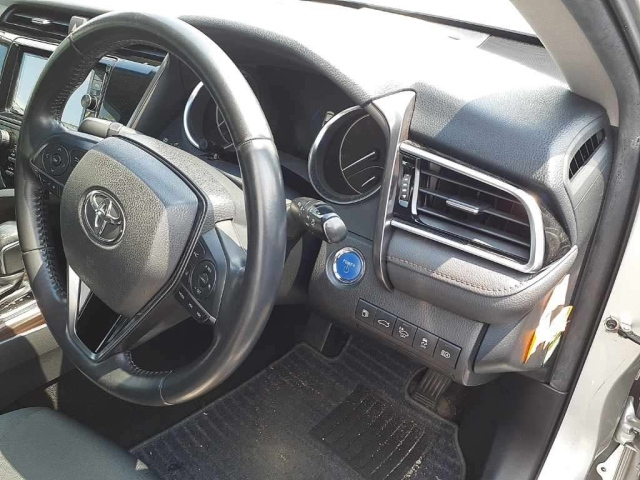 TOYOTA CAMRY 2018