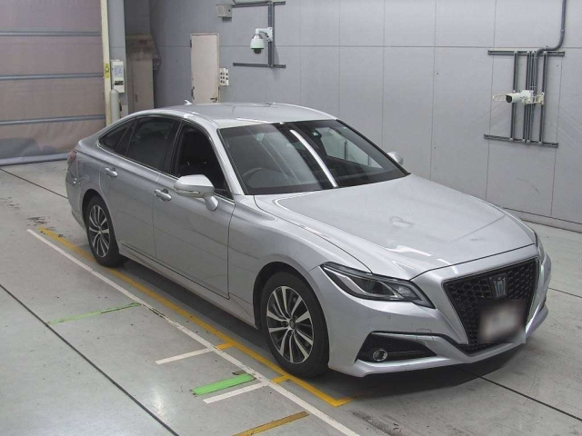 TOYOTA CROWN 2020