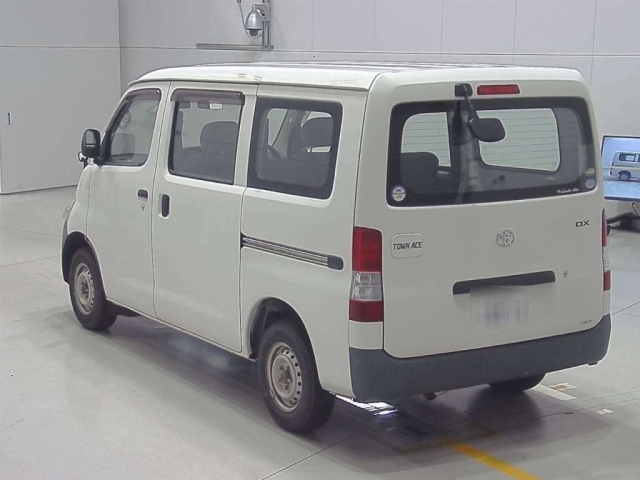 TOYOTA TOWN ACE VAN 2017