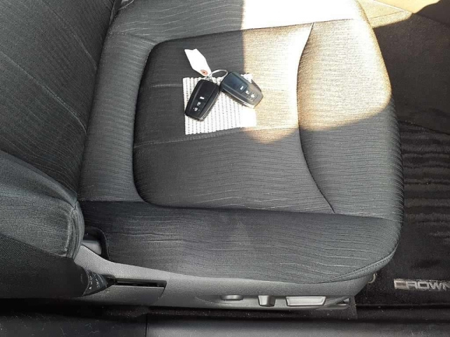 TOYOTA CROWN 2020