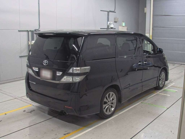 TOYOTA VELLFIRE 2011