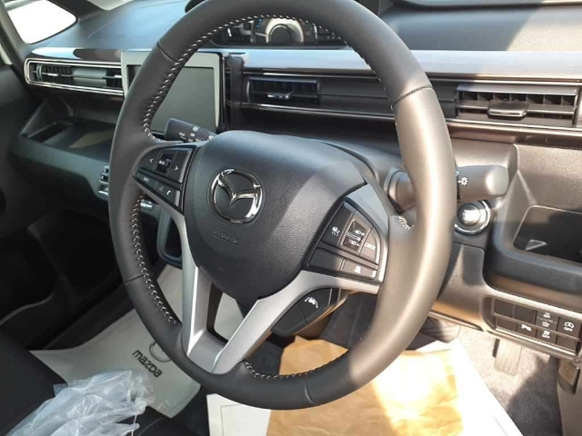 MAZDA FLAIR 2025