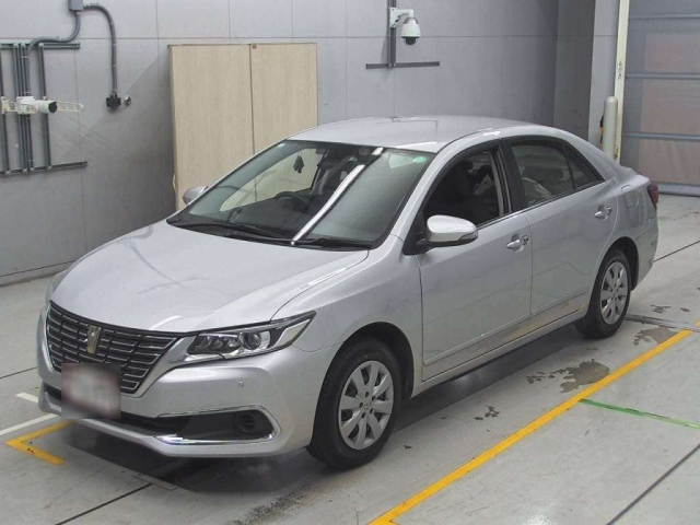 TOYOTA PREMIO 2020