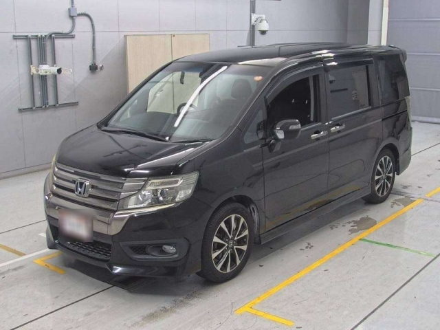 HONDA STEP WAGON 2014