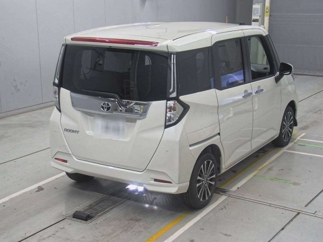TOYOTA ROOMY 2025