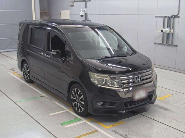 HONDA STEP WAGON 2014