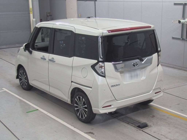 TOYOTA ROOMY 2025