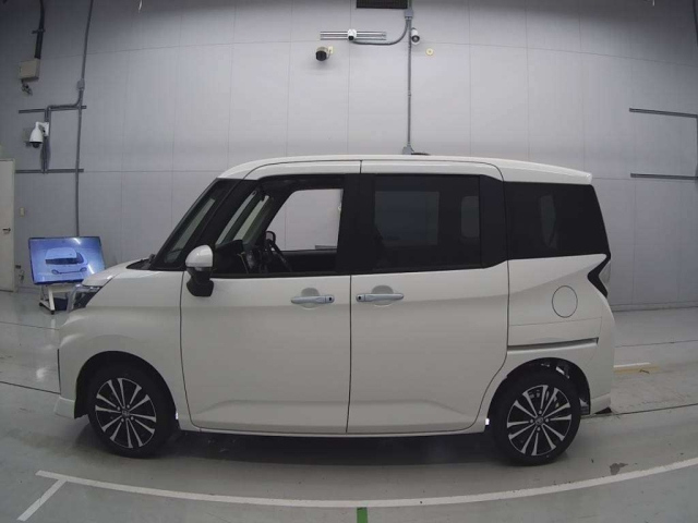 TOYOTA ROOMY 2025