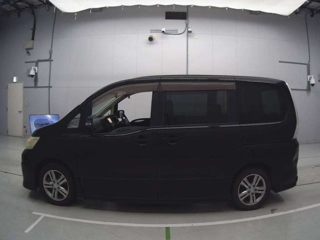NISSAN SERENA 2008