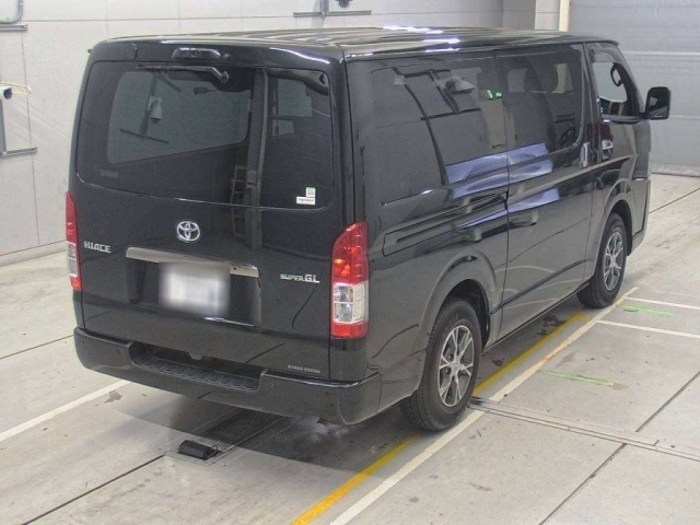 TOYOTA HIACE VAN 2024