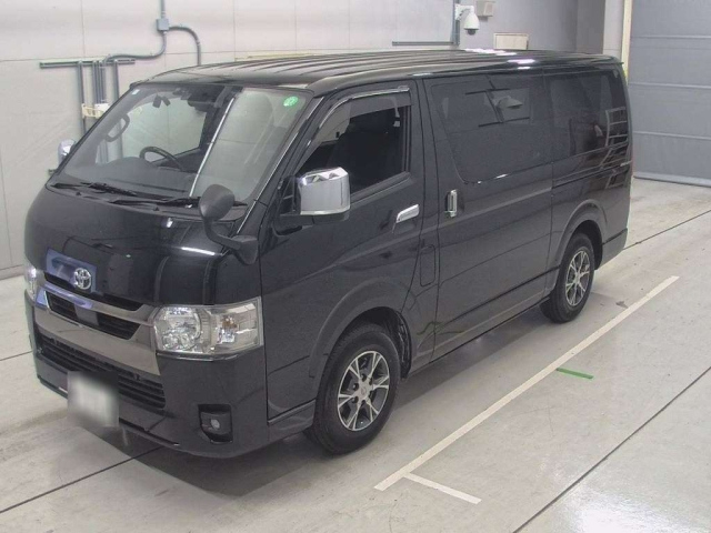 TOYOTA HIACE VAN 2024