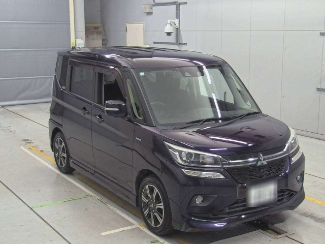 MITSUBISHI DELICA D2 2019