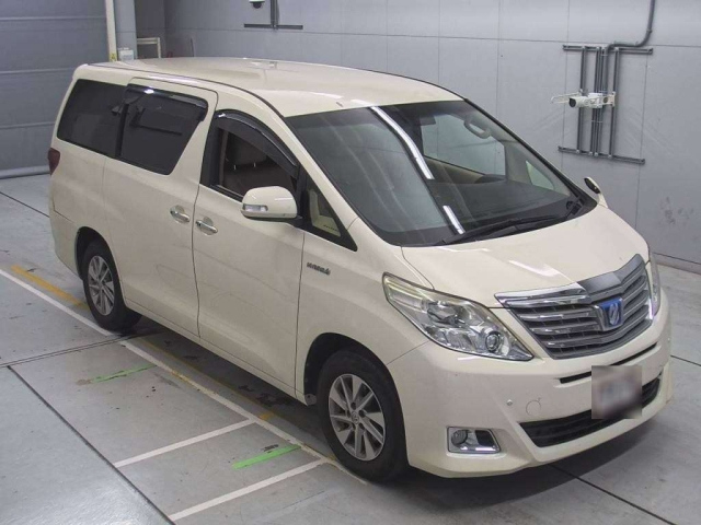TOYOTA ALPHARD 2013