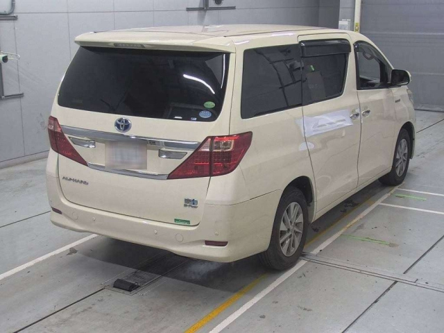 TOYOTA ALPHARD 2013