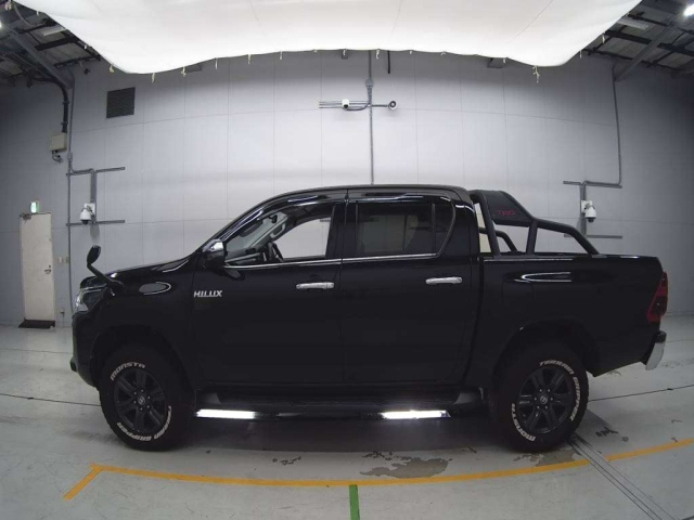 TOYOTA HILUX 2021