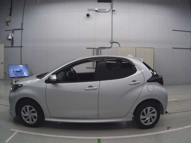 TOYOTA YARIS 2021