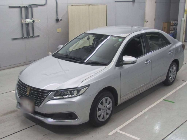 TOYOTA PREMIO 2020