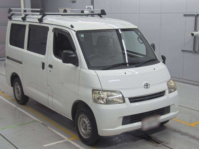 TOYOTA TOWN ACE VAN 2015