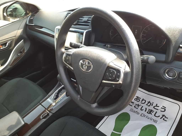 TOYOTA PREMIO 2020