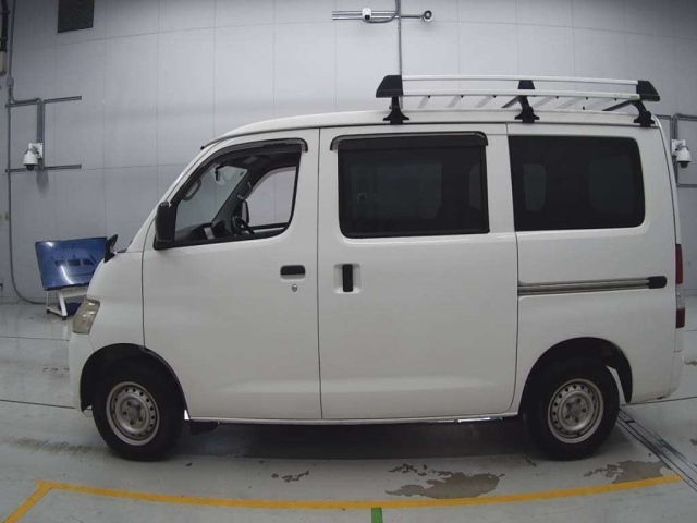 TOYOTA TOWN ACE VAN 2015