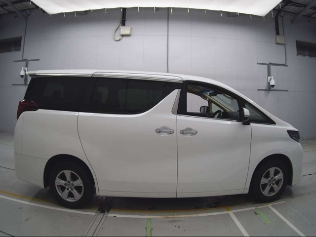 TOYOTA ALPHARD 2022