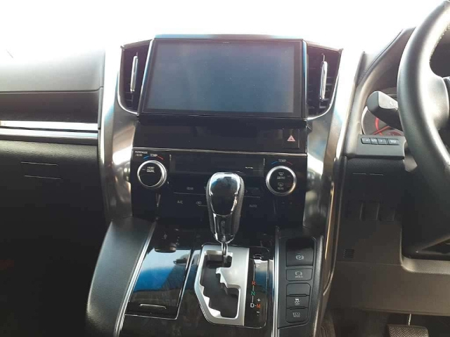TOYOTA ALPHARD 2018