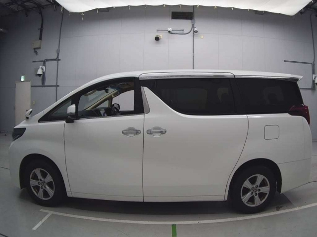 TOYOTA ALPHARD 2022