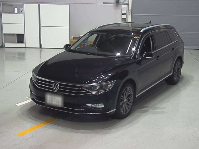 VOLKSWAGEN PASSAT VARIANT 2021