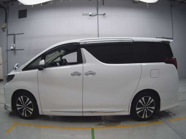 TOYOTA ALPHARD 2021