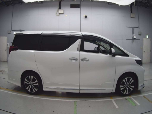 TOYOTA ALPHARD 2021