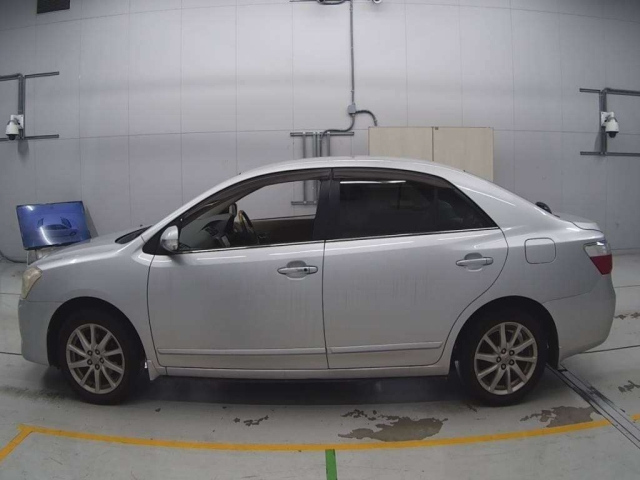 TOYOTA PREMIO 2008