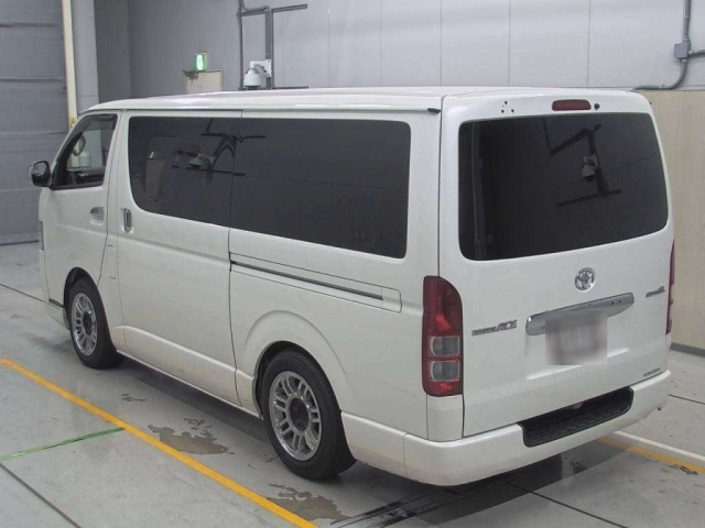 TOYOTA REGIUS ACE VAN 2014