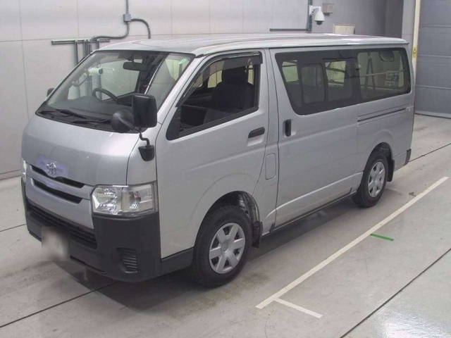 TOYOTA REGIUS ACE VAN 2019