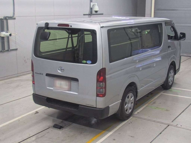 TOYOTA REGIUS ACE VAN 2019