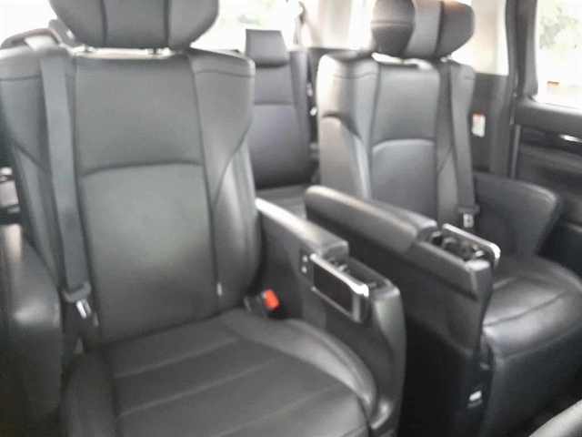 TOYOTA ALPHARD 2015