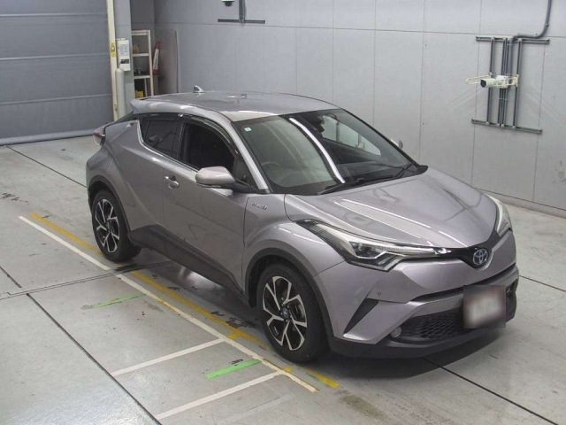 TOYOTA C-HR 2017