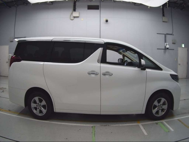 TOYOTA ALPHARD 2022
