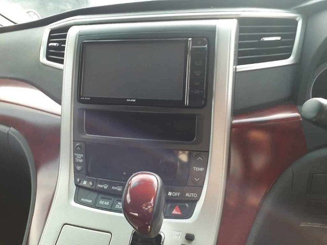 TOYOTA ALPHARD 2009