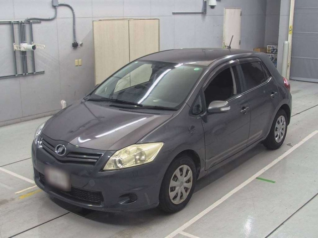 TOYOTA AURIS 2010