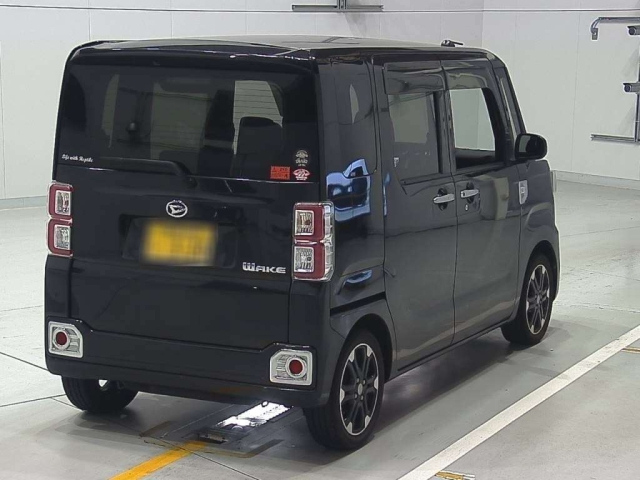 DAIHATSU WAKE 2018