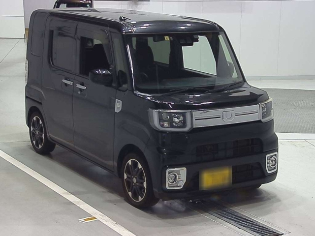 DAIHATSU WAKE 2018