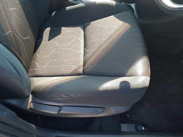 TOYOTA AURIS 2010