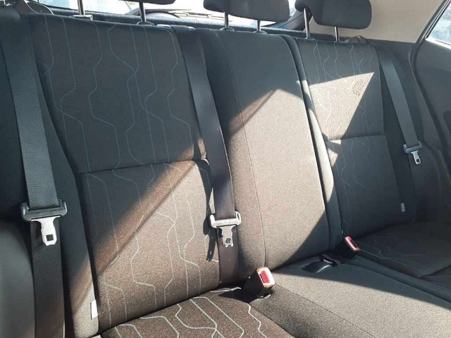 TOYOTA AURIS 2010