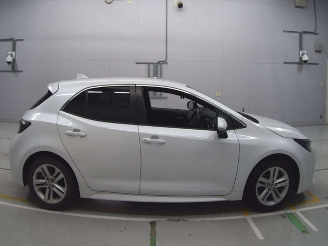 TOYOTA COROLLA SPORT 2022